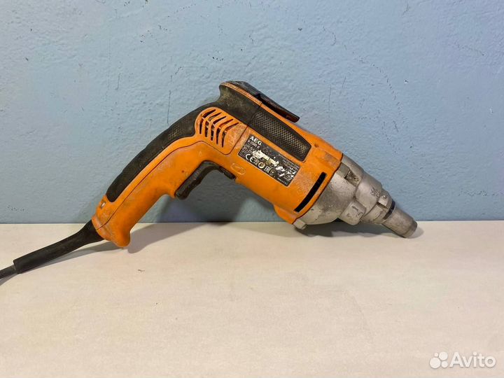 Шуруповерт по гипсокартону AEG S 2500 E