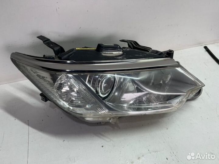 Фара адаптивная передняя правая Toyota Camry V55