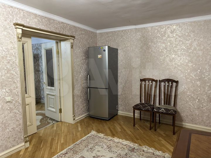 2-к. квартира, 56 м², 1/5 эт.
