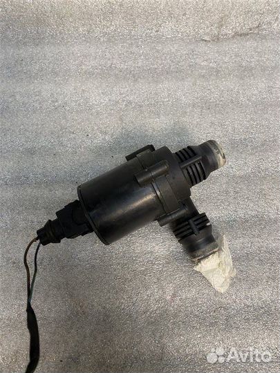 Доп помпа отопителя Range Rover Vogue