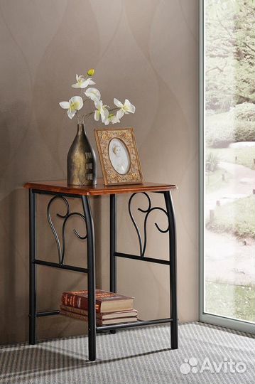 Тумба прикроватная из массива гевеи