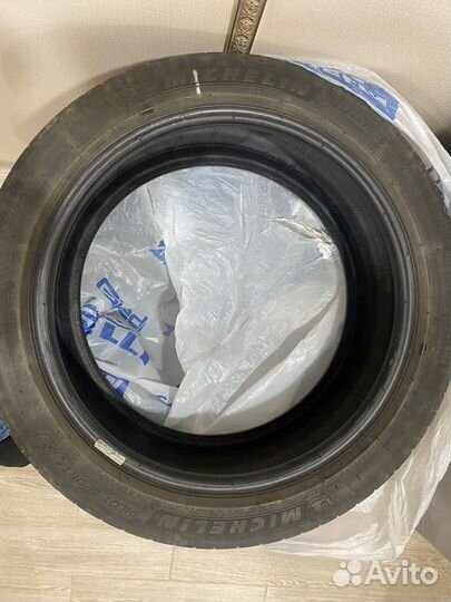 Michelin Pilot Sport 4 225/45 R17 94Y