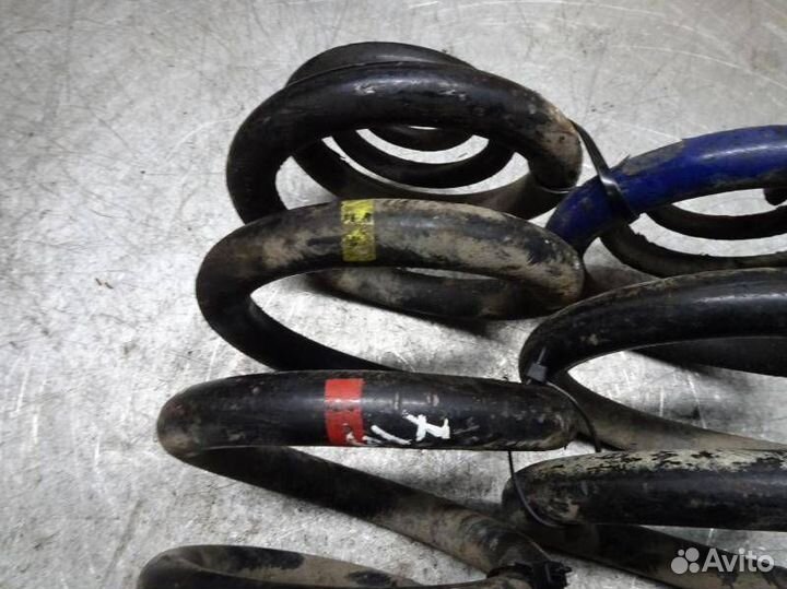 Пружина задняя Mercedes-Benz Vito W638 1999