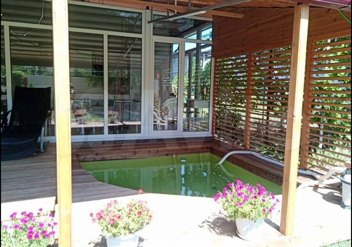 Дом 122 м² на участке 5 сот.