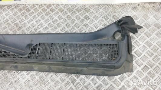 Накладка декоративная (жабо, дождевик) honda pilot