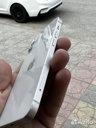 iPhone 12, 64 ГБ