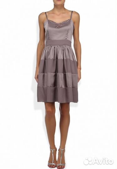 Новое нарядное платье