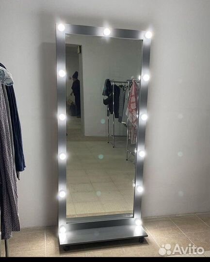 Гримерное зеркало