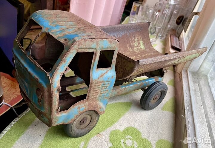 Старинная Игрушка Самосвал сим