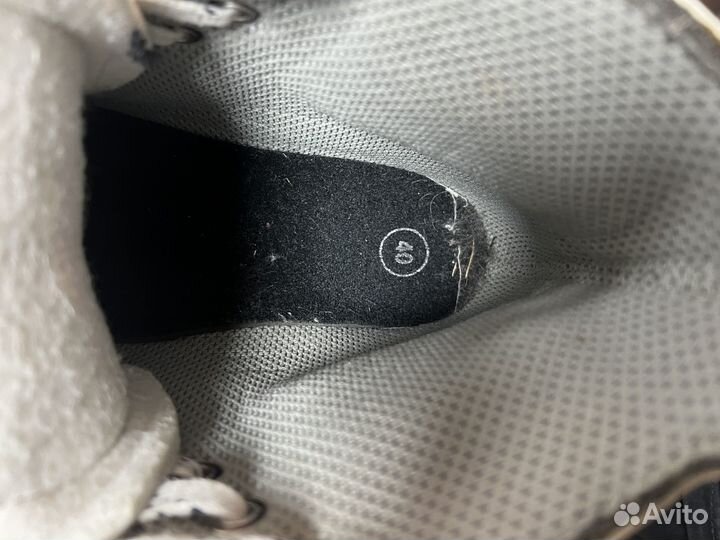 Коньки хоккейные