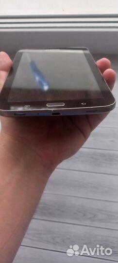 Планшет Samsung galaxy tab 3 SM-T210
