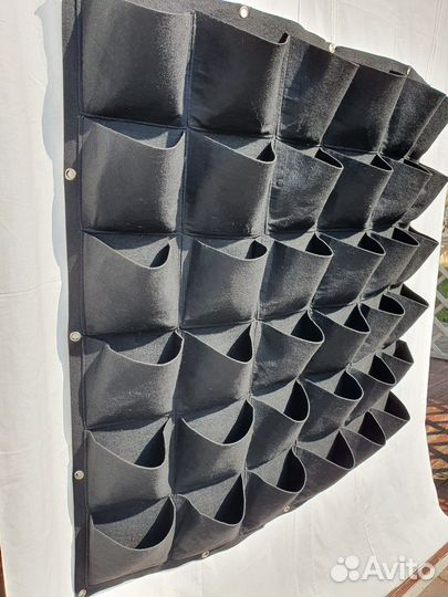 Подвесная грядка дома. Мешки для микрозелени