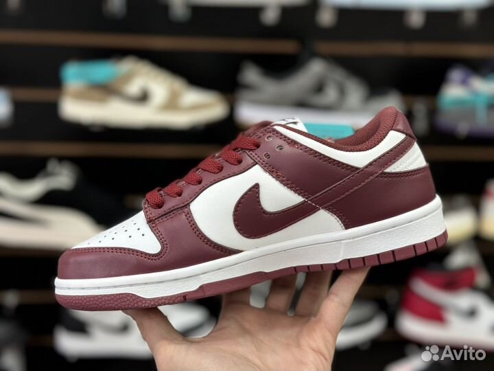 Кроссовки nike dunk low бордо