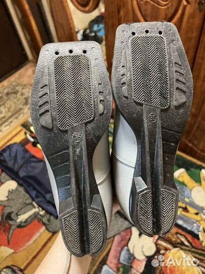 Лыжные ботинки 35