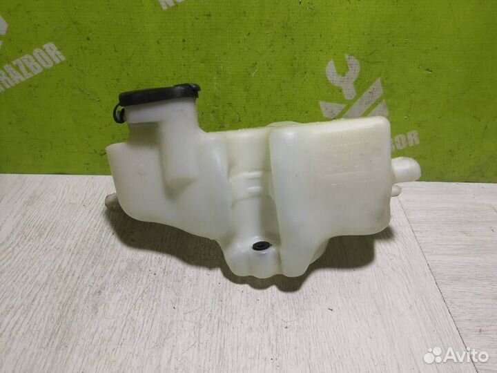 Бачок омывателя лобового стекла Рено Клио 2 Симб