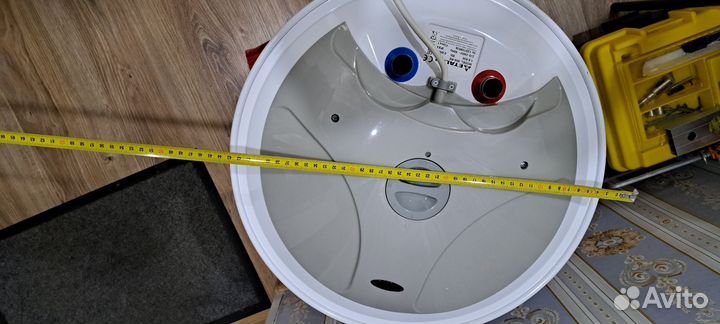 Бойлер водонагреватель 50 литров. Б/У