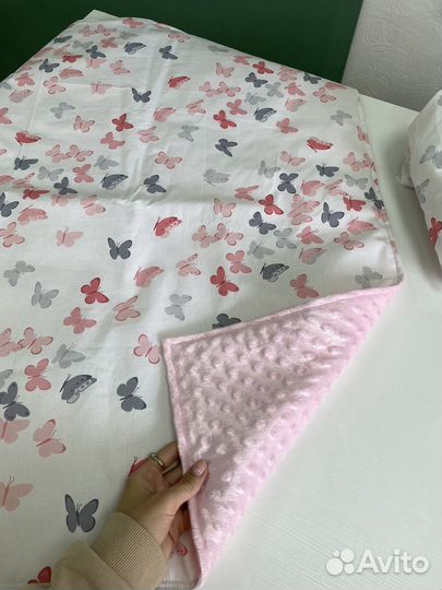 Комплект в кроватку для новорожденных