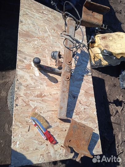 Фаркоп оригинал вольво s40 1поколения