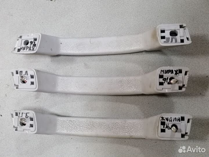 Ручка потолочная комплект Mitsubishi Mirage 1991