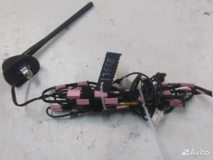 Антена Renault Duster