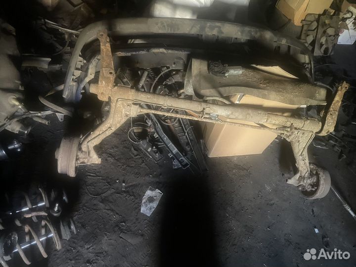 Балка задняя торсионная renault clio-1