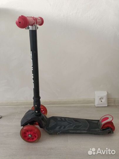 Самокат Triumf maxi