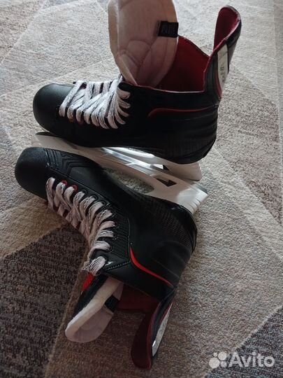 Коньки хоккейные 47 размер