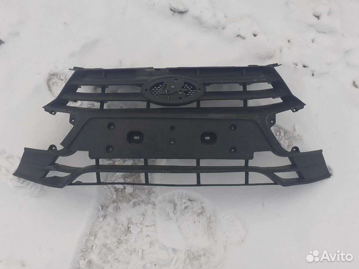 Решетка радиатора LADA Granta FL