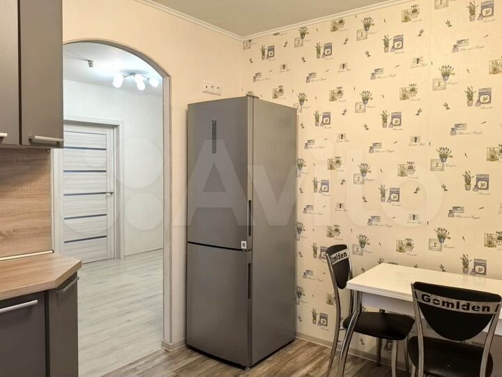 2-к. квартира, 65,4 м², 2/16 эт.