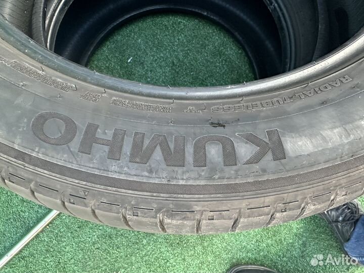 Kumho Ecsta PS71 275/50 R20