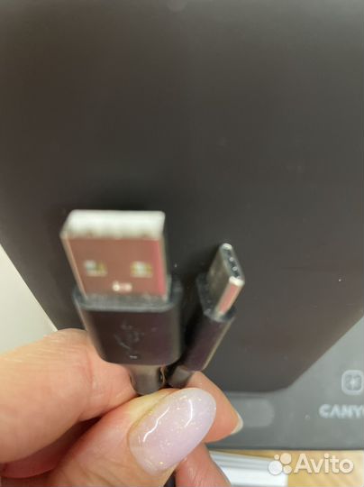 Беспроводная зарядная станция смартфонов 15 Вт