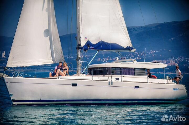 Аренда яхты (морские прогулки)