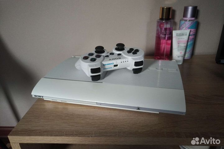 Sony PS3 прошитая белая+ псп го