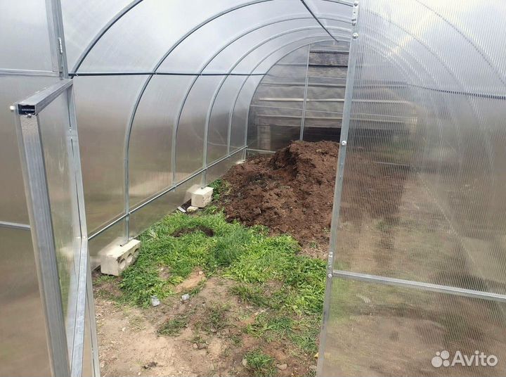 Теплица из поликарбоната