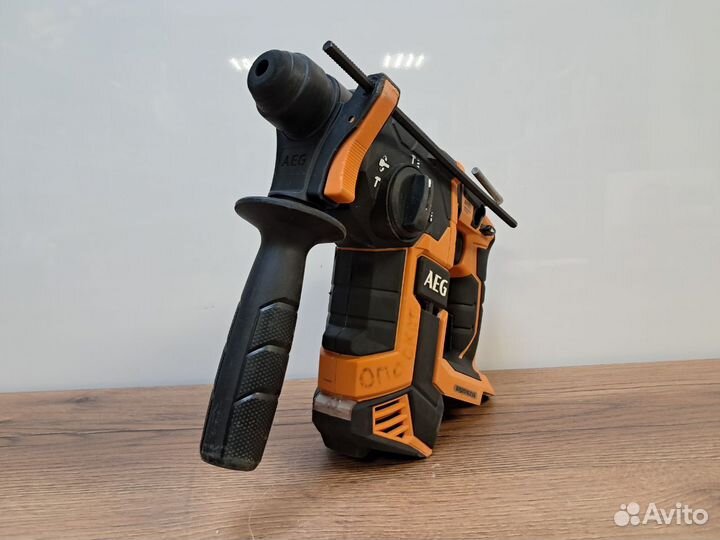 Перфоратор AEG BBH18BL2-0