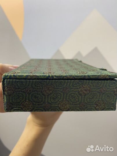 Красивая коробка в китайском стиле