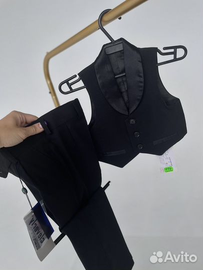 Костюм двойка черный новый 92 для мальчика