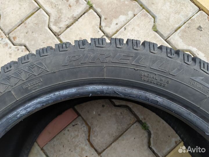 Pirelli Winter Carving Edge 225/45 R17
