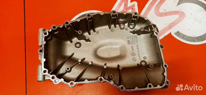 Поддон Bmw F800