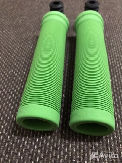 Грипсы Odi зеленые