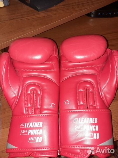 Боксерские перчатки 12 oz clinch