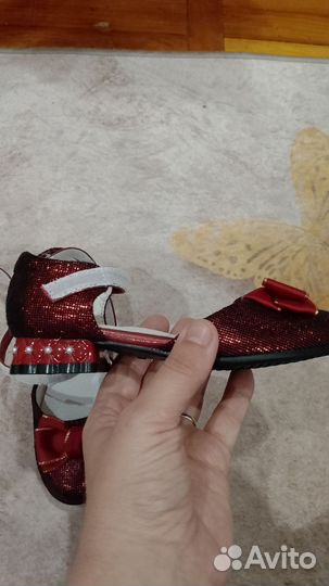 Туфли и платье детское