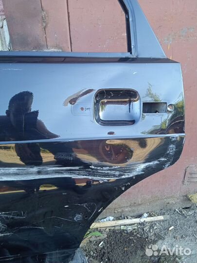 Дверь задняя левая ваз 2114