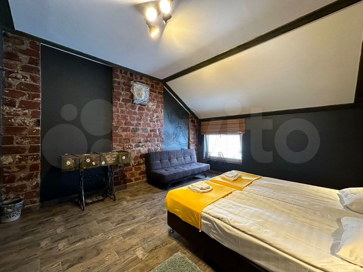 Дом 580,1 м² на участке 15 сот.