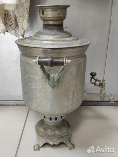 Угольный старинный самовар на 5-7 литров. Винтаж