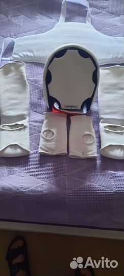 Продам защиту для каратэ шлем и щитки