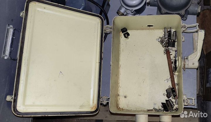 Ярв-313 100А рубильник. сделано В СССР