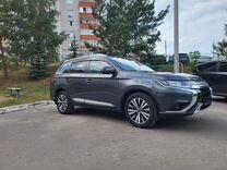 Mitsubishi Outlander 2.4 CVT, 2021, 45 150 км, с пробегом, цена 3 020 000 руб.