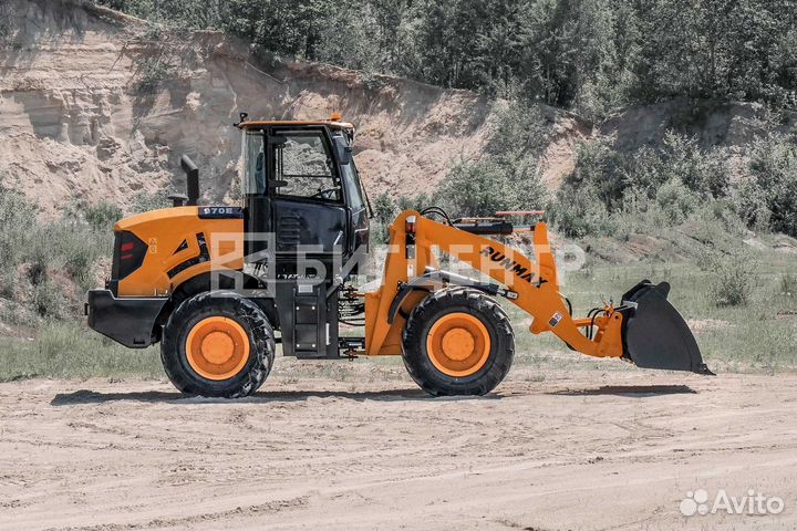 Фронтальный погрузчик Runmax 970E, 2023