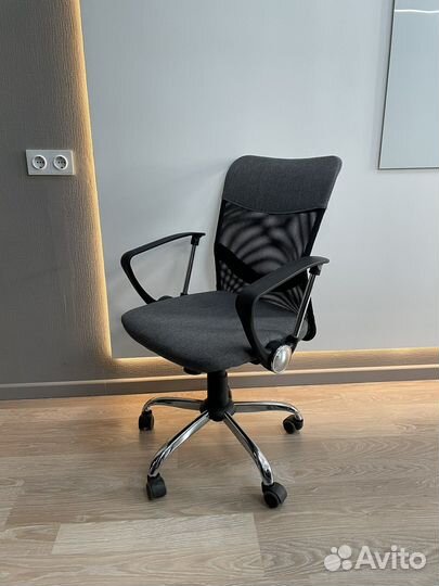 Компьютерное кресло, офисный стул